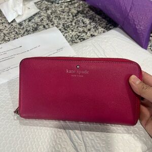Kate Spade Fuchsia Zip Wallet